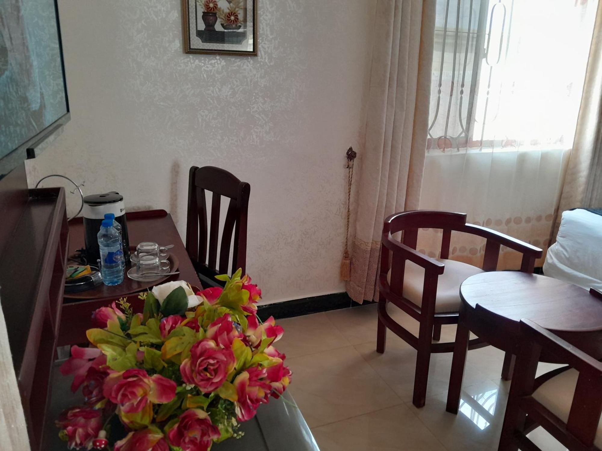 Kibo Peak Palace Hotel Morogoro Kültér fotó