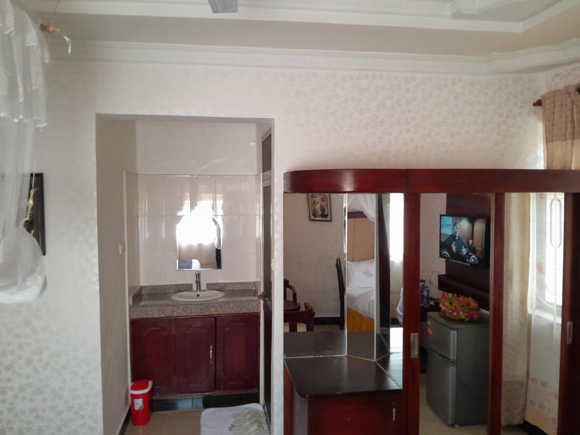 Kibo Peak Palace Hotel Morogoro Kültér fotó