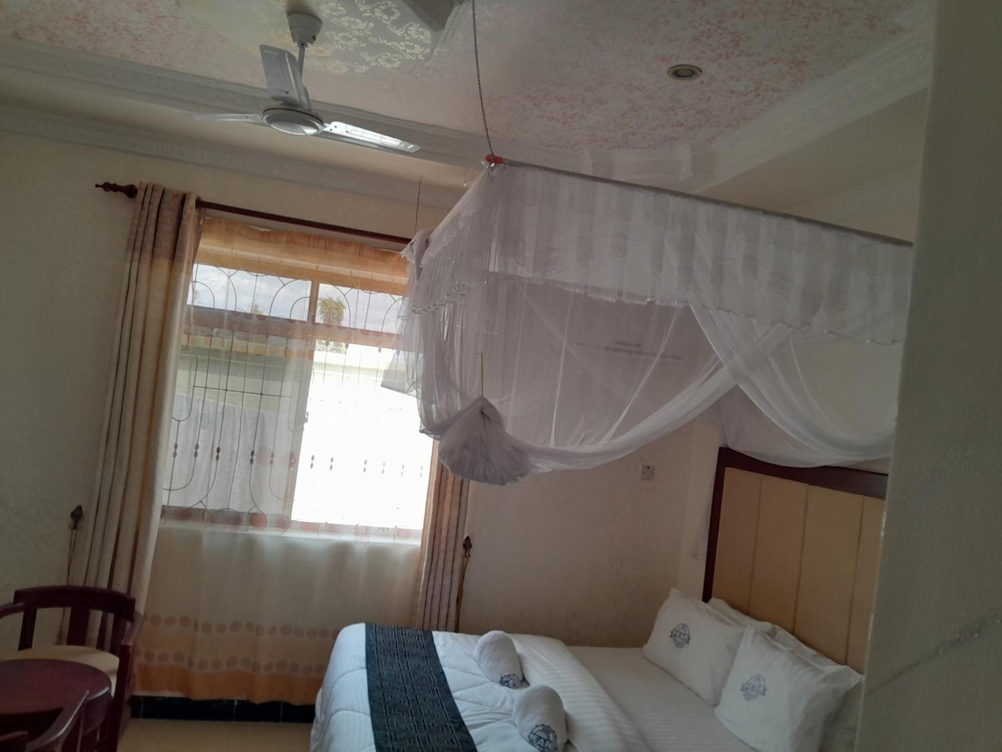 Kibo Peak Palace Hotel Morogoro Kültér fotó